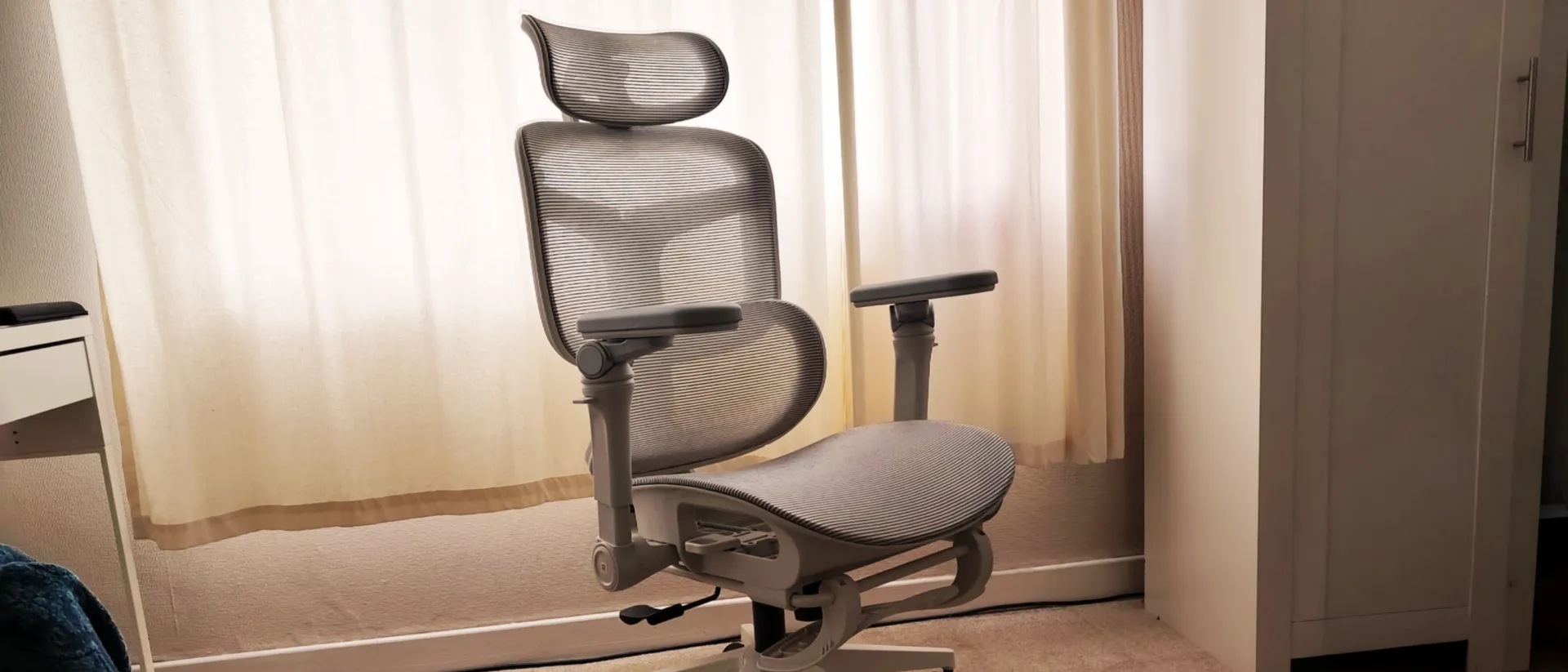 Boulies EP600 office chair review: Ergonomic & adjustable